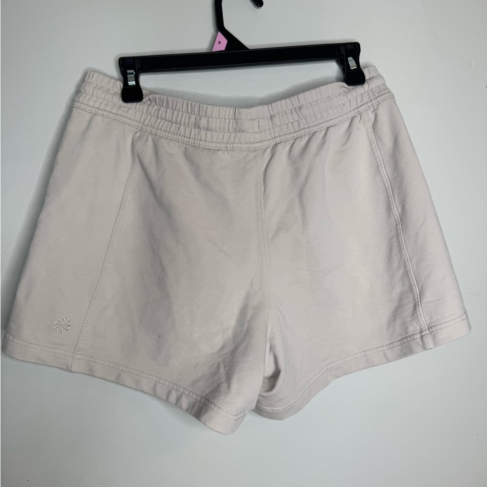 Athleta Women's Cream Shorts - Picture 3 of 3